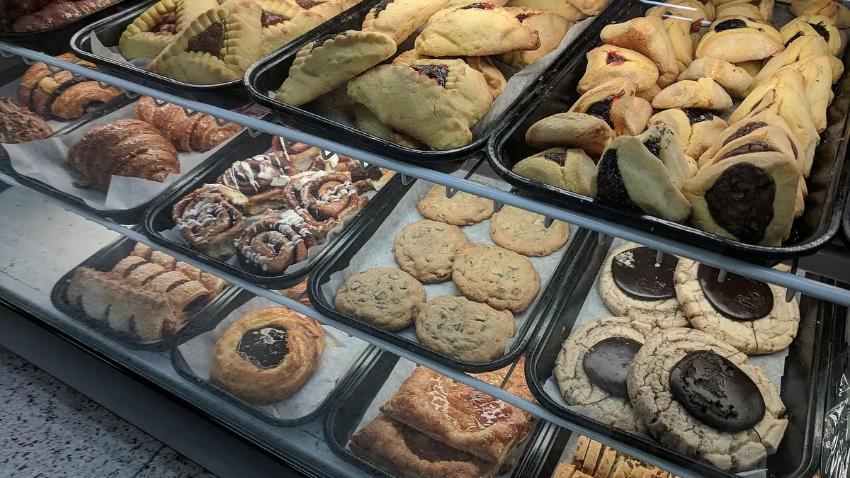 The Real Bakery – bakery in Leigh town centre
